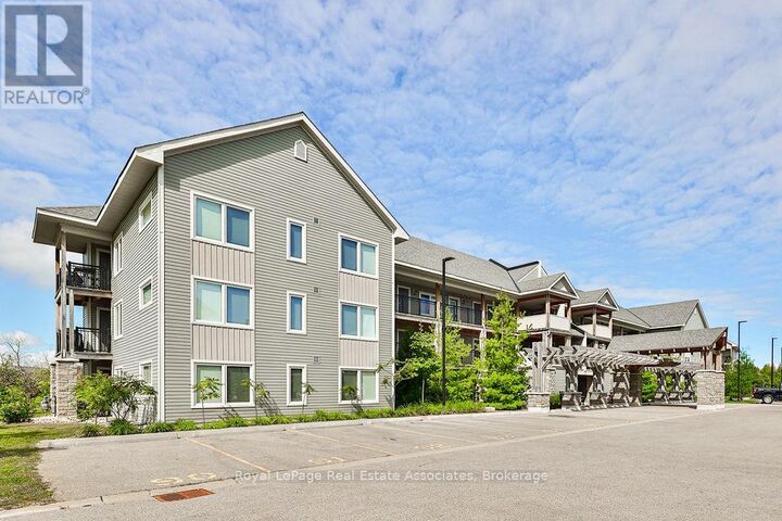 Property Photo:  4 Anchorage Crescent 302  ON L9Y 0Y6 