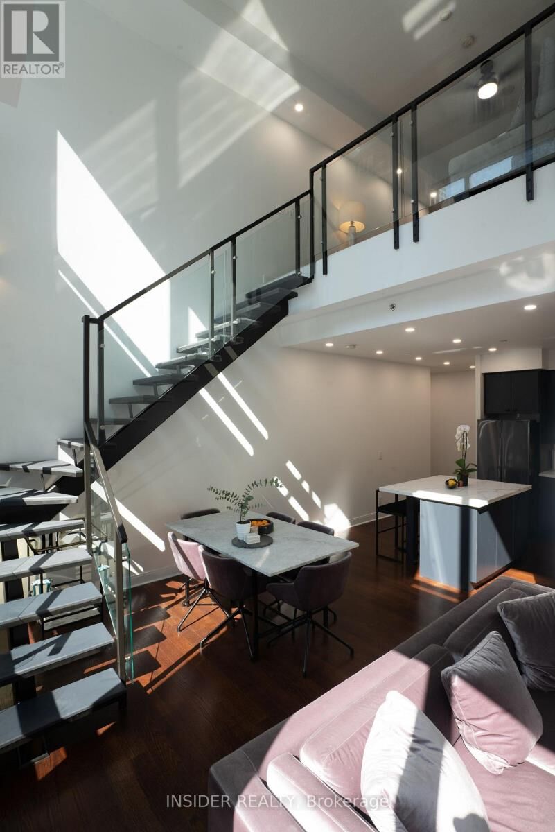 Property Photo:  1 Scott Street 203  ON M5E 1A1 