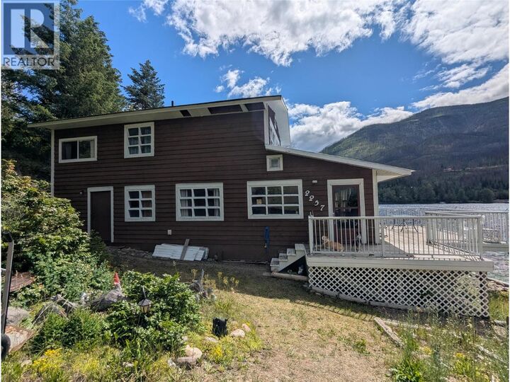 Property Photo: 2257 Chief Atahm Drive BC V0E 1M2