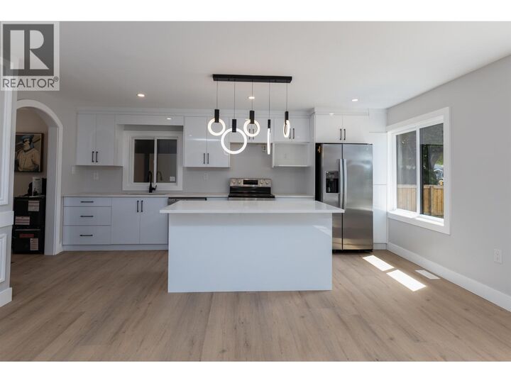 Property Photo:  4726 Davis Avenue  BC V8G 1X9 
