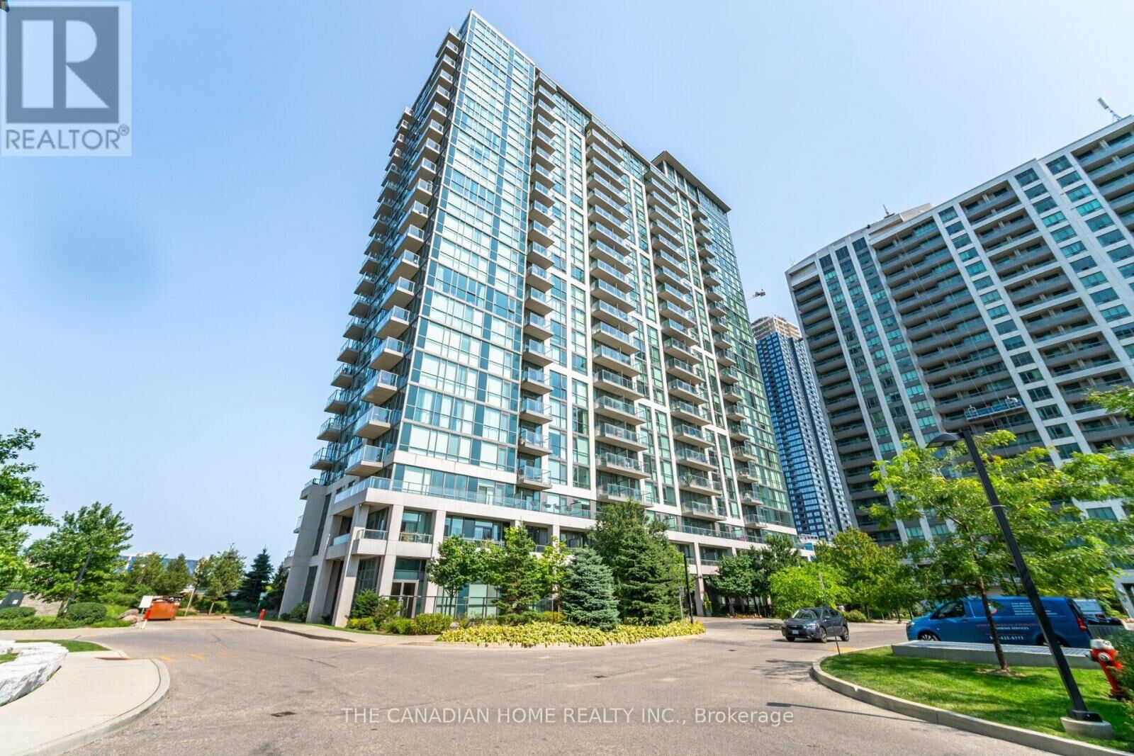 Property Photo:  339 Rathburn Road West 212  ON L5B 0K6 