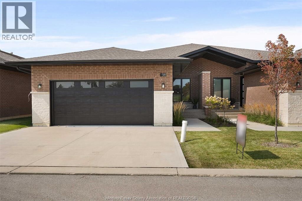 Property Photo:  664 Lily Mac Boulevard  ON N6E 3N7 