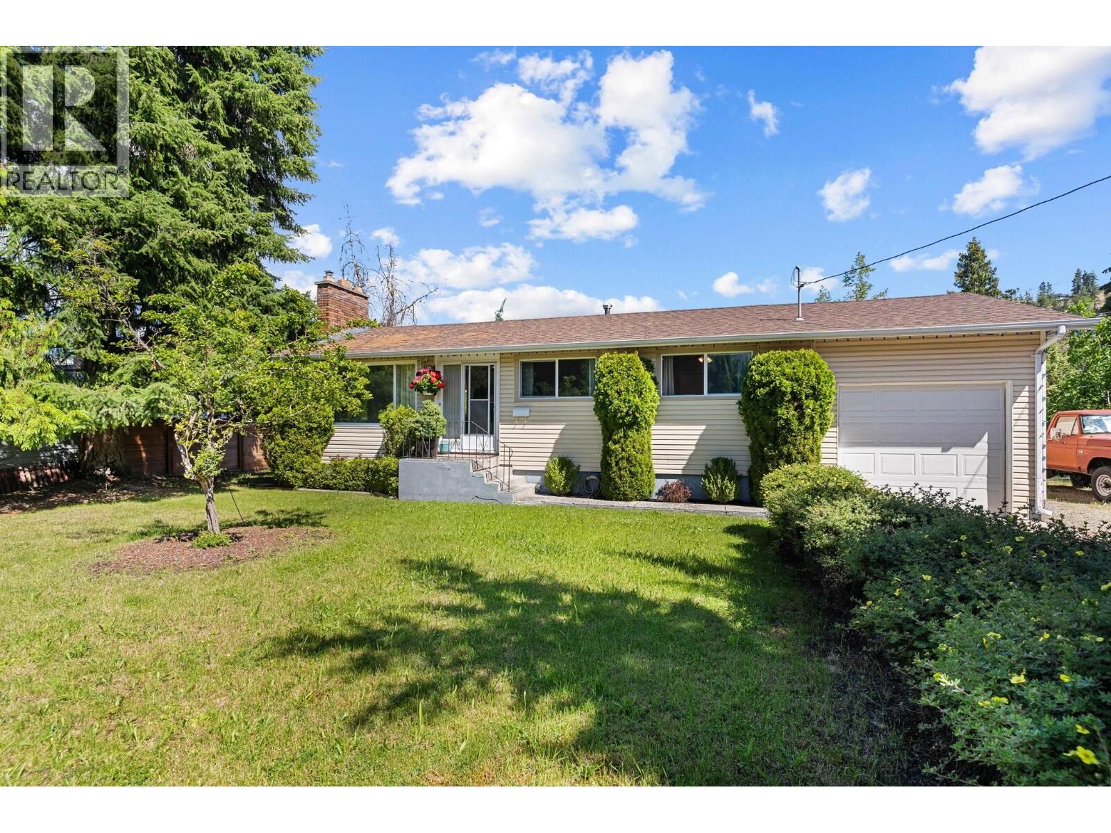 Property Photo: 844 Hubbard Road BC V1W 1N4