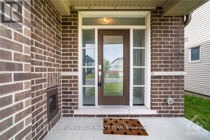 Property Photo:  84 Gardenpost Terrace  ON K4A 5H2 