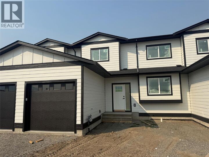 Property Photo: 1627 Phillips Street BC V1K 0B8