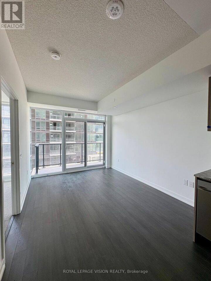 Property Photo:  4010 Eglinton Avenue West 905  ON M9A 0G5 