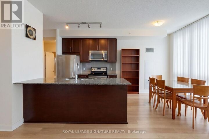 Property Photo:  3975 Grand Park Drive 2304  ON L5B 0K4 