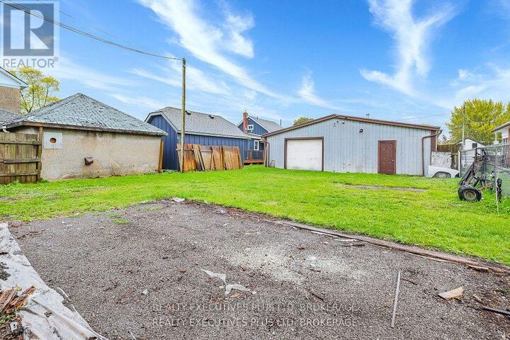 Property Photo:  134 Frazer Street  ON L3K 1E5 