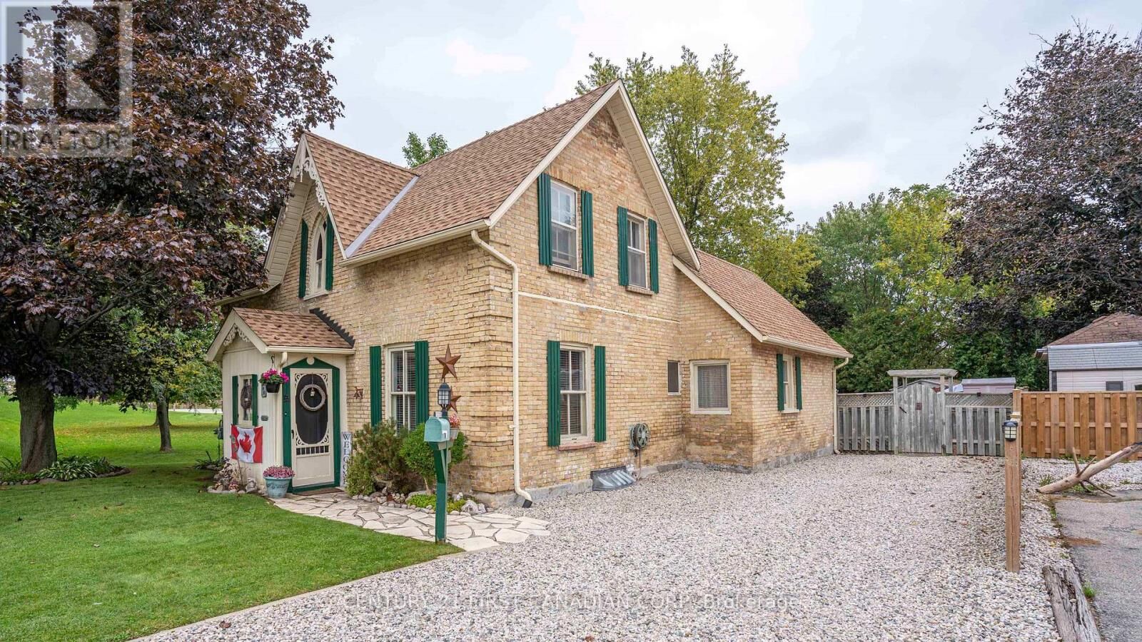 Property Photo: 1 Fairview Avenue ON N5R 4X2