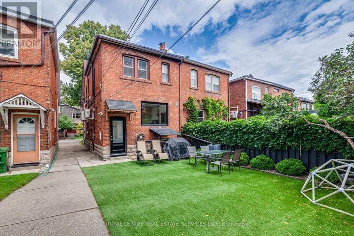 Property Photo:  23 Kings Park Boulevard L  ON M4J 2B7 