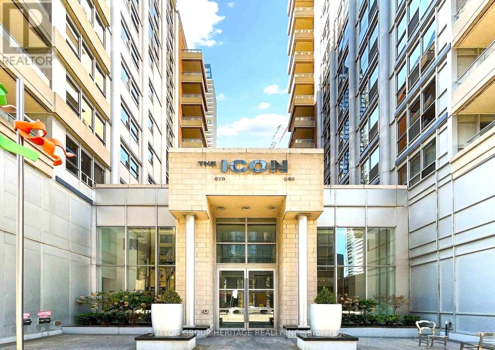 Property Photo: 250 West Wellington Street 1131 ON M5V 3P6