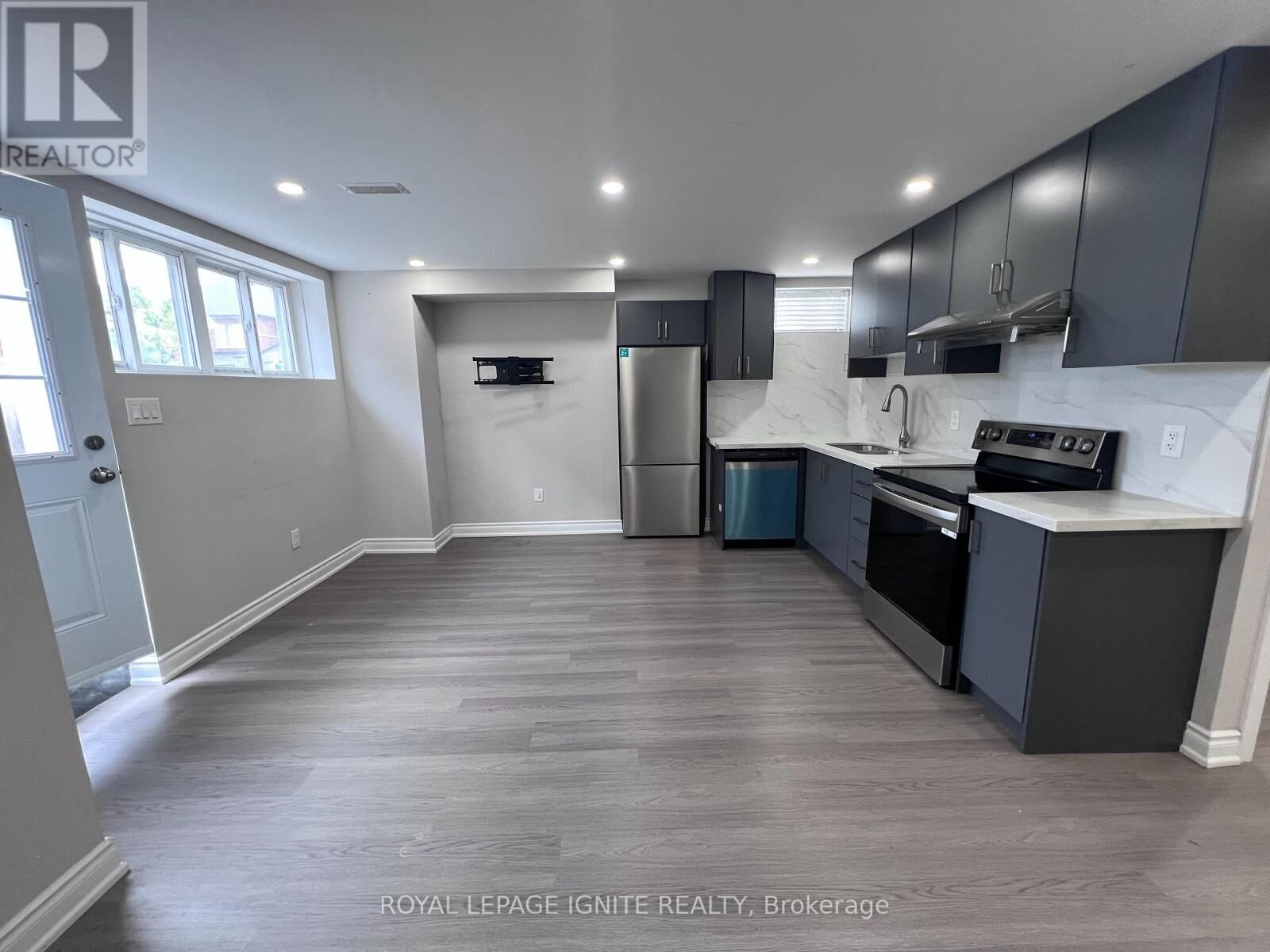 Property Photo: 2449 Hibiscus Drive Basement ON L1X 0H1