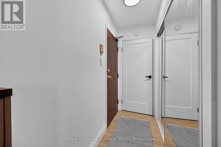 Property Photo:  163 Edgehill Drive D7  ON L4N 1L9 