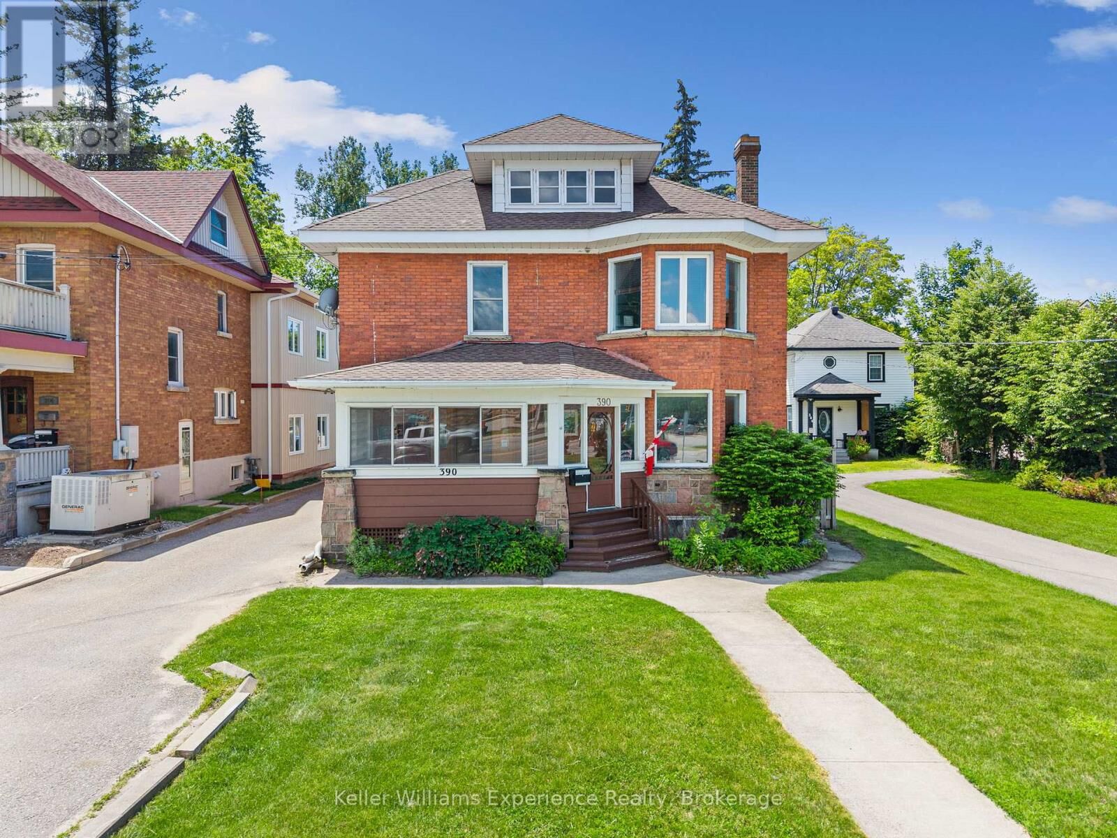 Property Photo: 390 King Street ON L4R 3M9