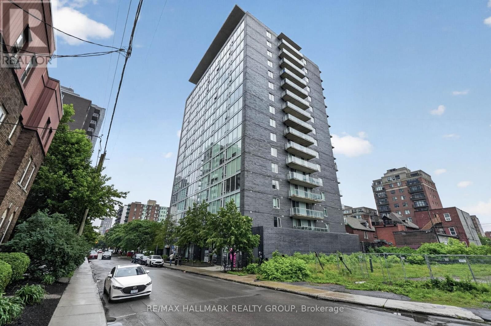 Property Photo: 300 Lisgar Street 407 ON K2P 0E2