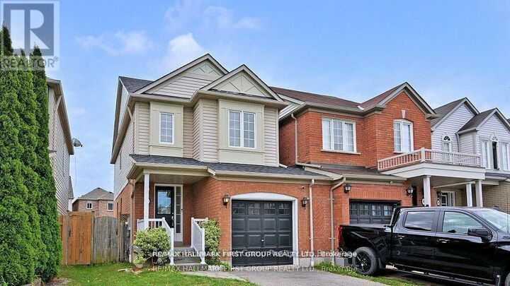 Property Photo:  39 Robideau Place  ON L1R 3G6 