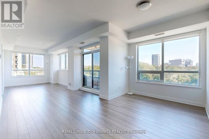 Property Photo:  15 Water Walk Drive 312  ON L6G 0G2 