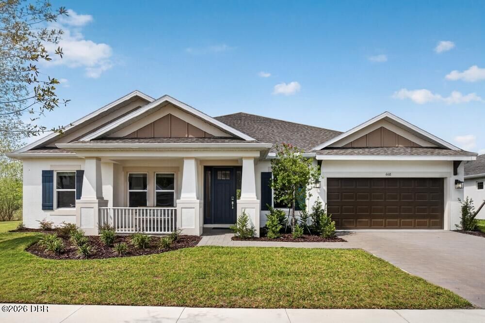 Property Photo: 668 Junonia Boulevard FL 32168