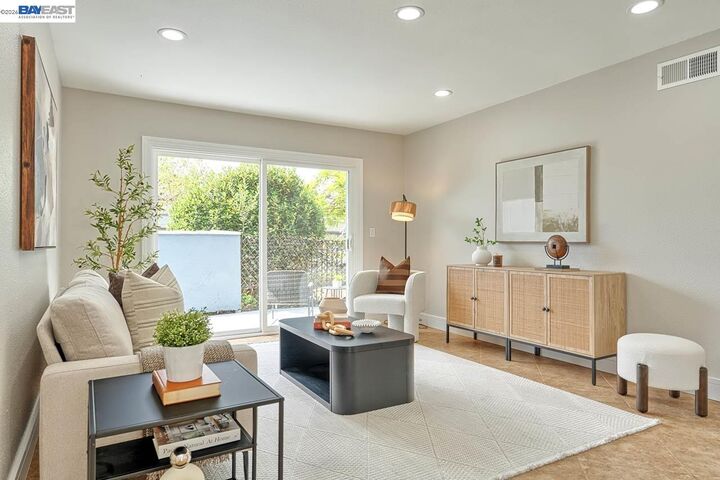 Property Photo:  4556 Reyes Dr  CA 94587 