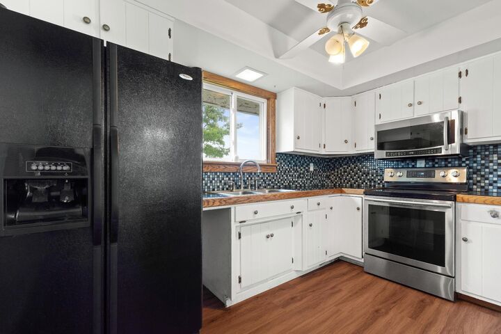 Property Photo:  19872 Skeltontown Road  PA 16403 