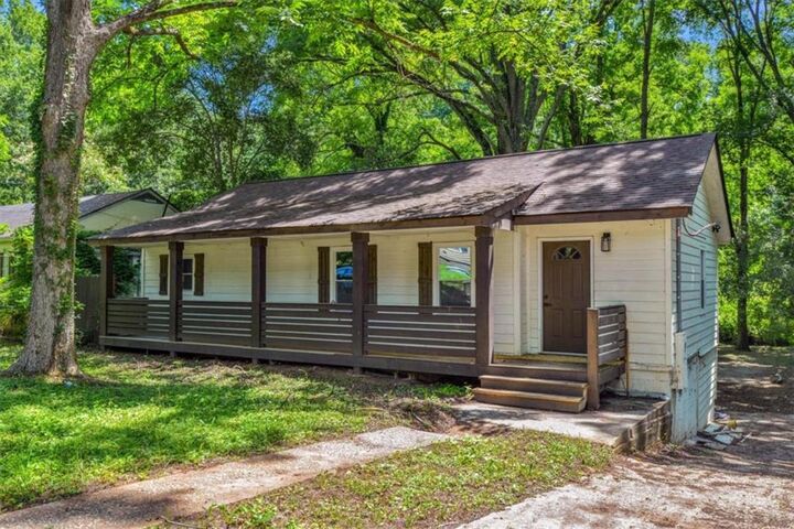 Property Photo:  2256 Carey Drive SE  GA 30315 