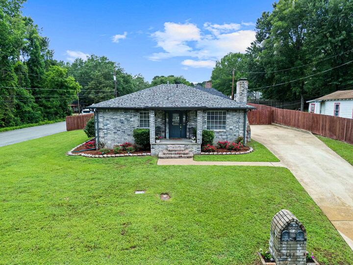 Property Photo:  1401 Miles Blvd.  TX 75662 