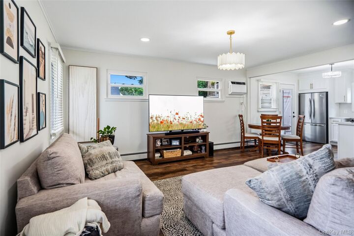 Property Photo: 633 Robin Court NY 11552
