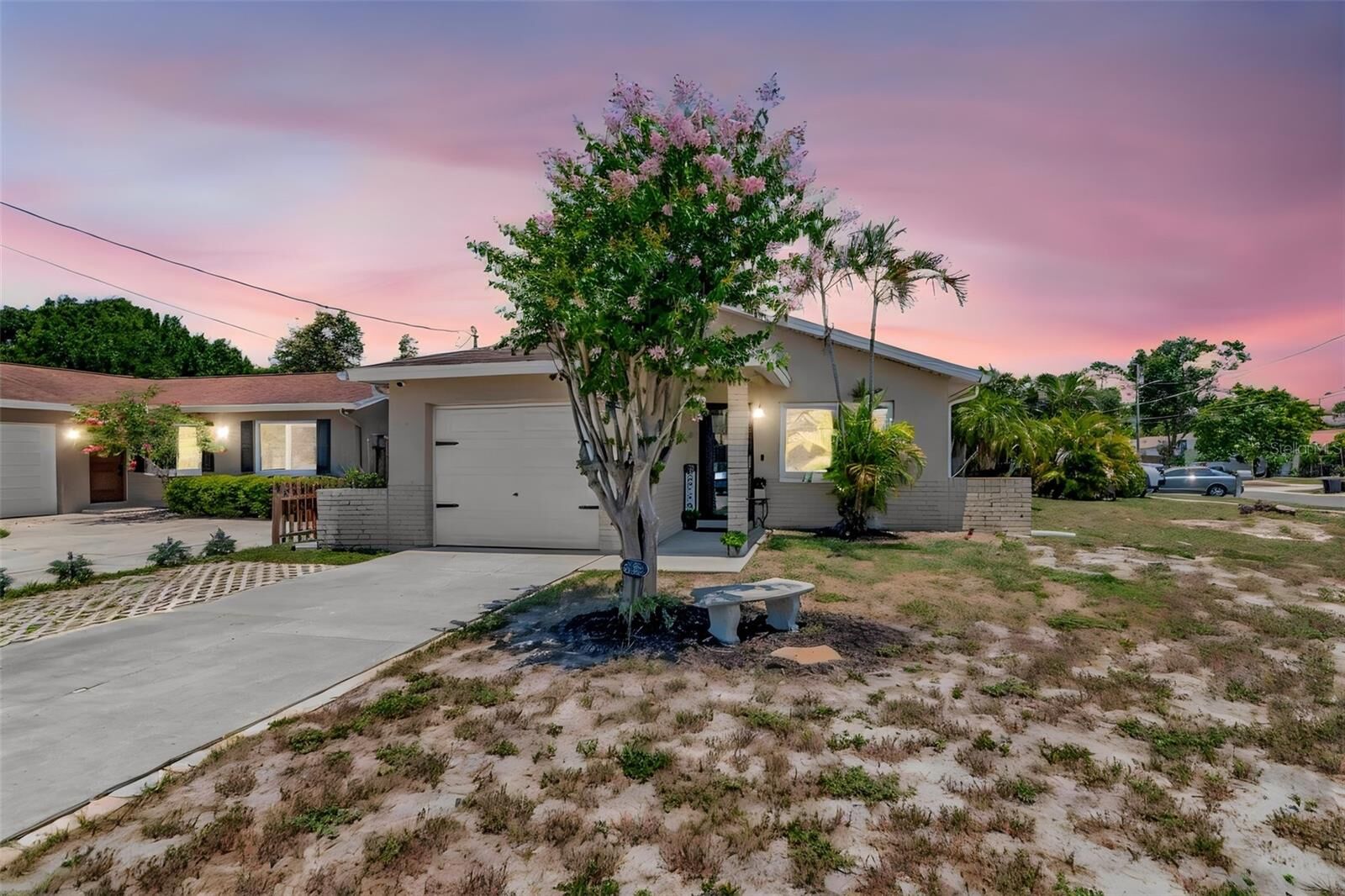 Property Photo:  7001 70th Avenue N  FL 33781 