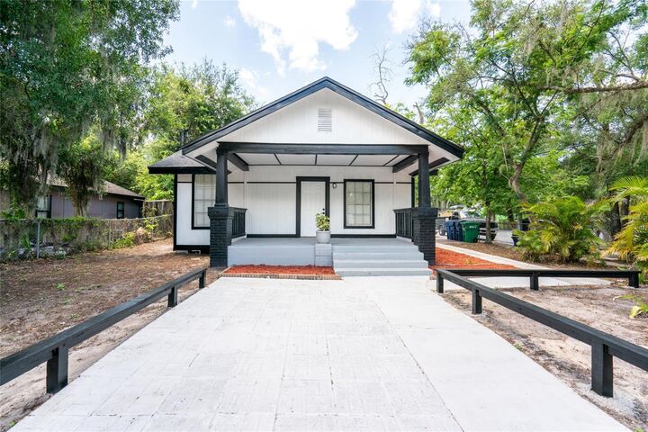 Property Photo:  3301 E 24th Avenue  FL 33605 