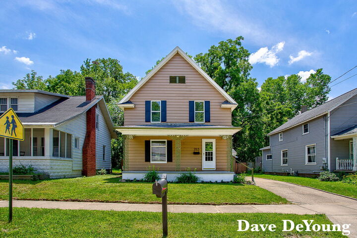 Property Photo:  223 North Street  MI 49010 