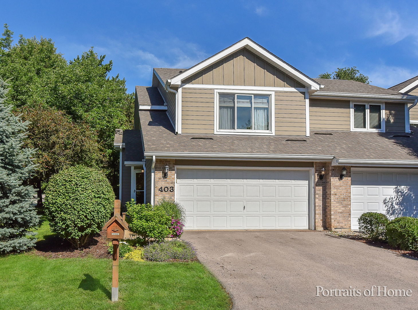 Property Photo:  403 Dillman Court  IL 60540 
