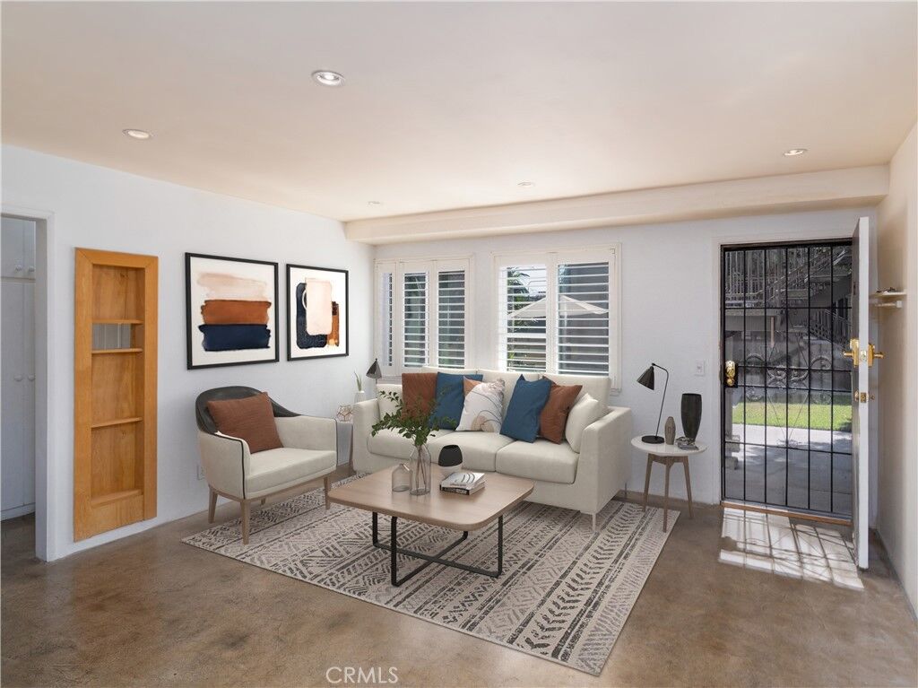Property Photo:  7129 Coldwater Canyon 8  CA 91605 