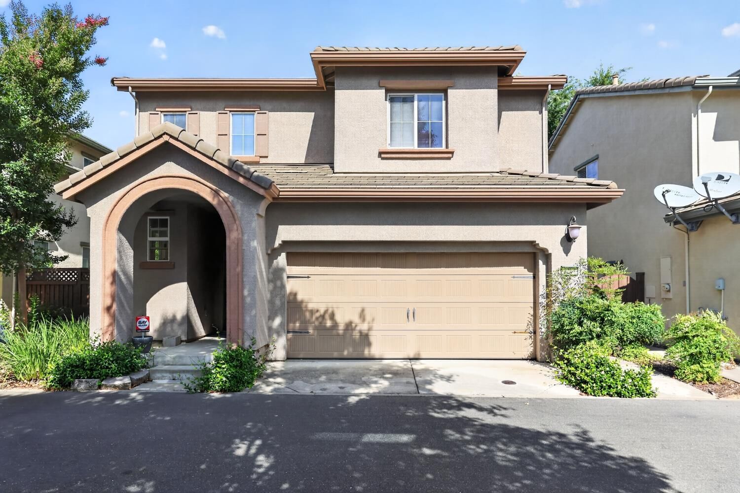 Property Photo:  1203 Landmark Circle  CA 95648 