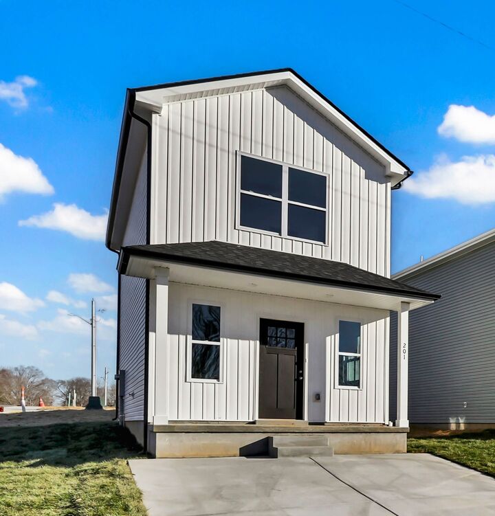 Property Photo:  201 Robert Street  TN 37040 