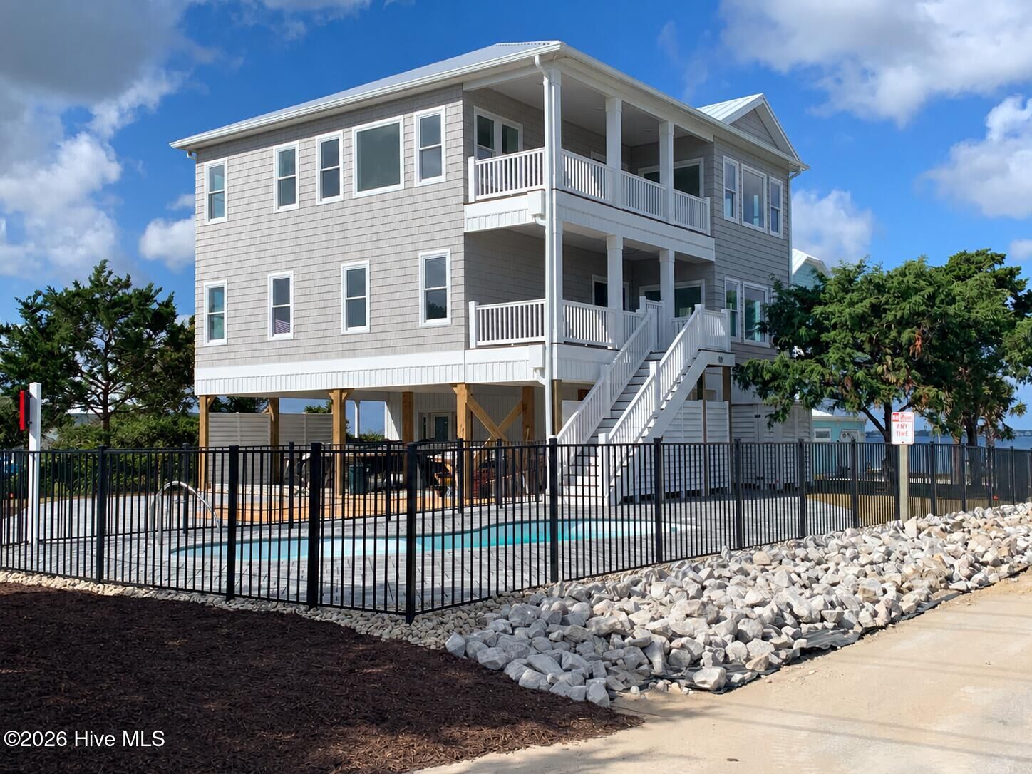Property Photo:  2302 Emerald Drive  NC 28594 