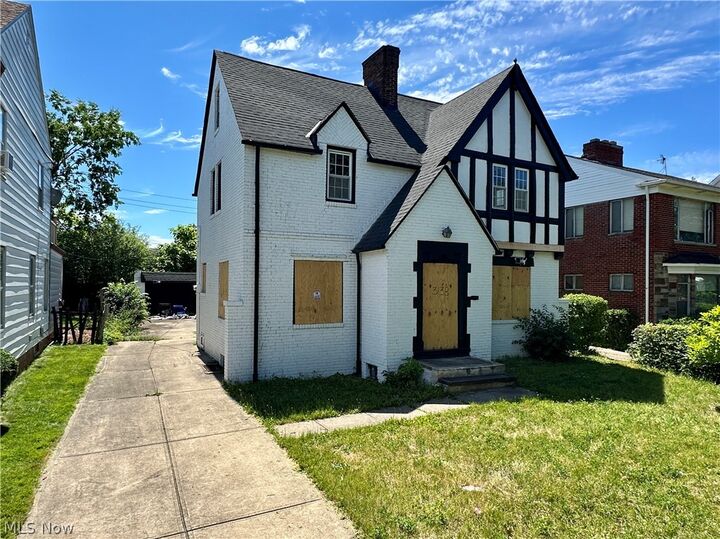 Property Photo:  3138 Ashwood Road  OH 44120 