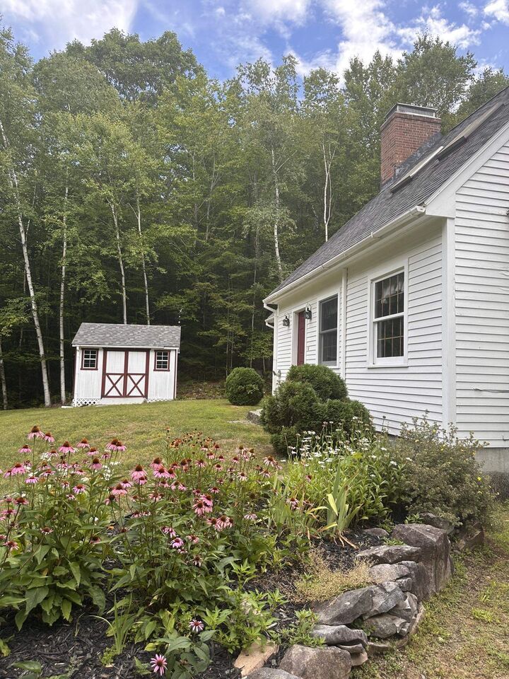 Property Photo: 204 Cherry Valley Road NH 03810
