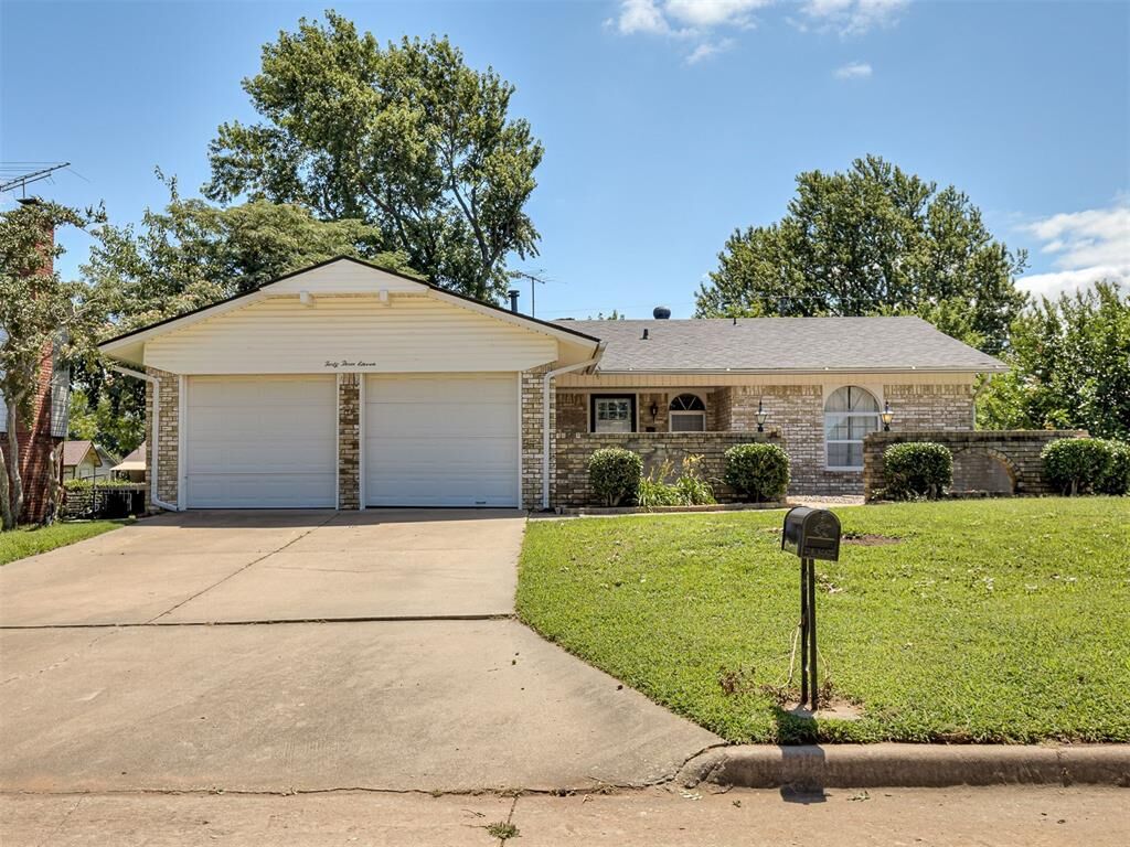 Property Photo: 4311 N Pottenger Avenue OK 74804