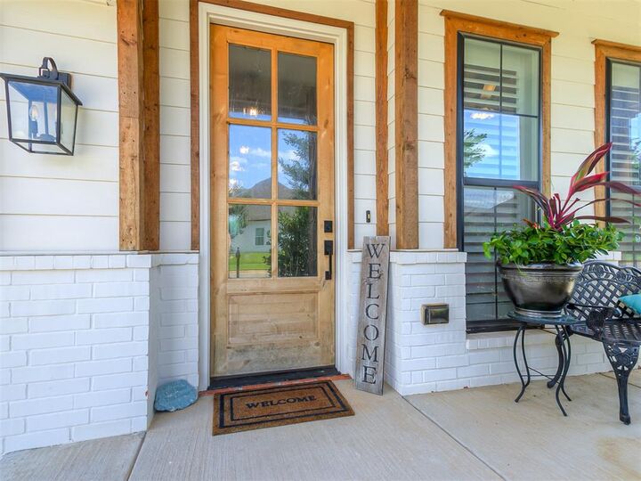 Property Photo:  1524 SW 163rd Street  OK 73170 