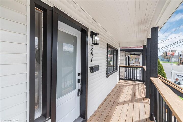 Property Photo:  297 Britannia Avenue  ON L8H 1Y2 