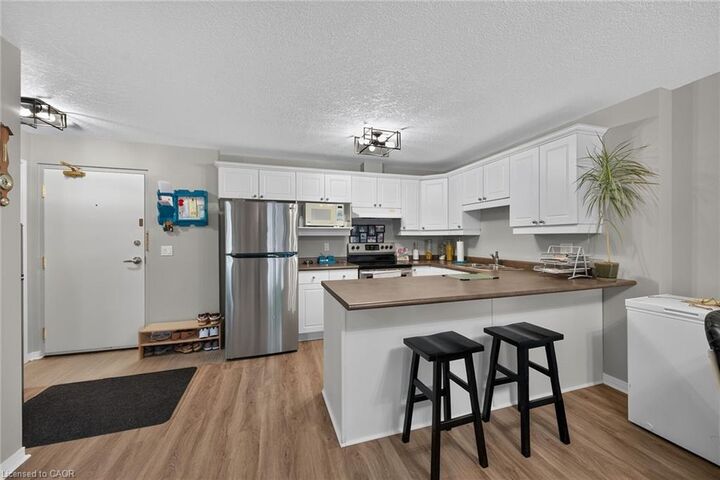 Property Photo:  12 St Andrew Street 103  ON N0A 1N1 