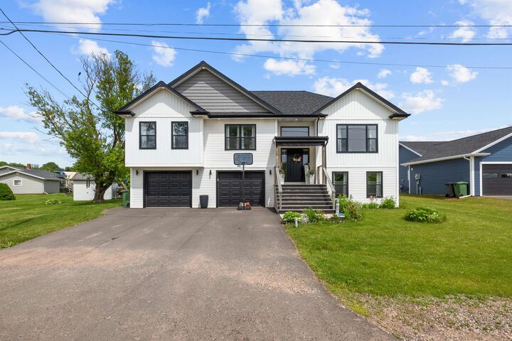 98 Kelly Heights — photo 1