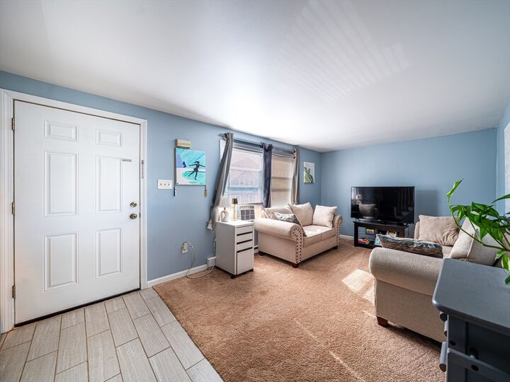 Property Photo:  2 Amesbury St  MA 01605 