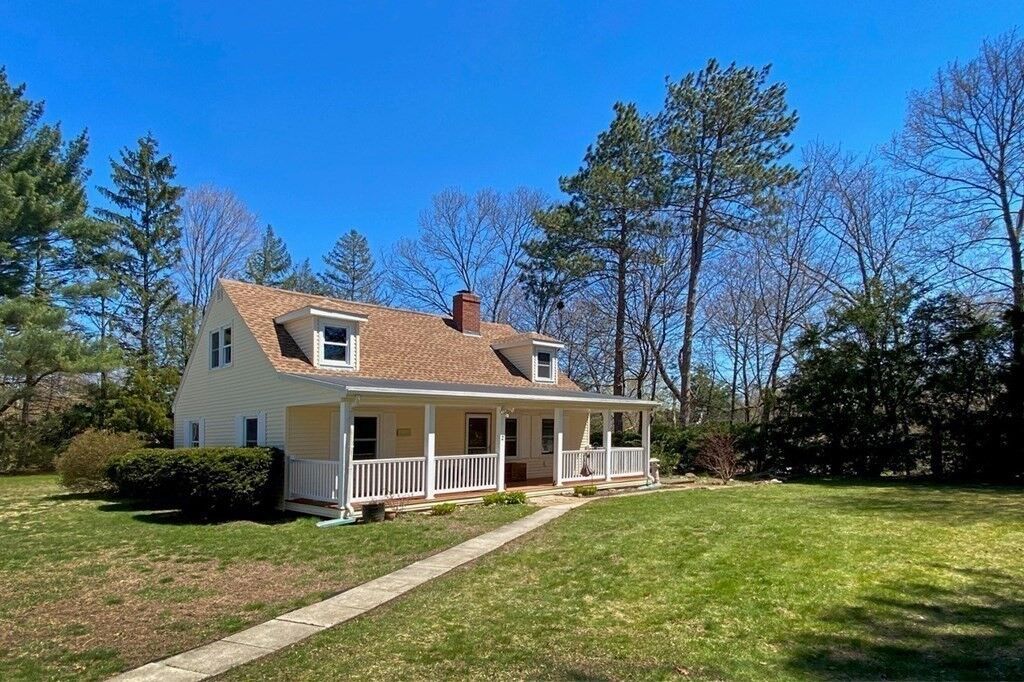 Property Photo:  2 Alberta Avenue  MA 01950 