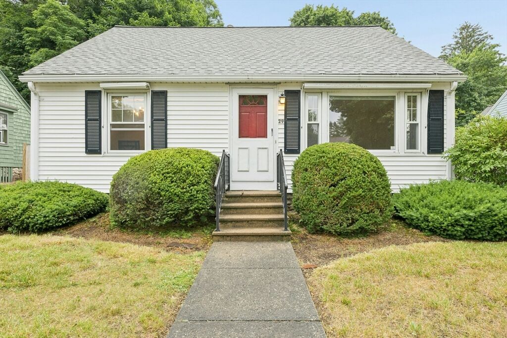 Property Photo: 29 Courtland Street MA 01602