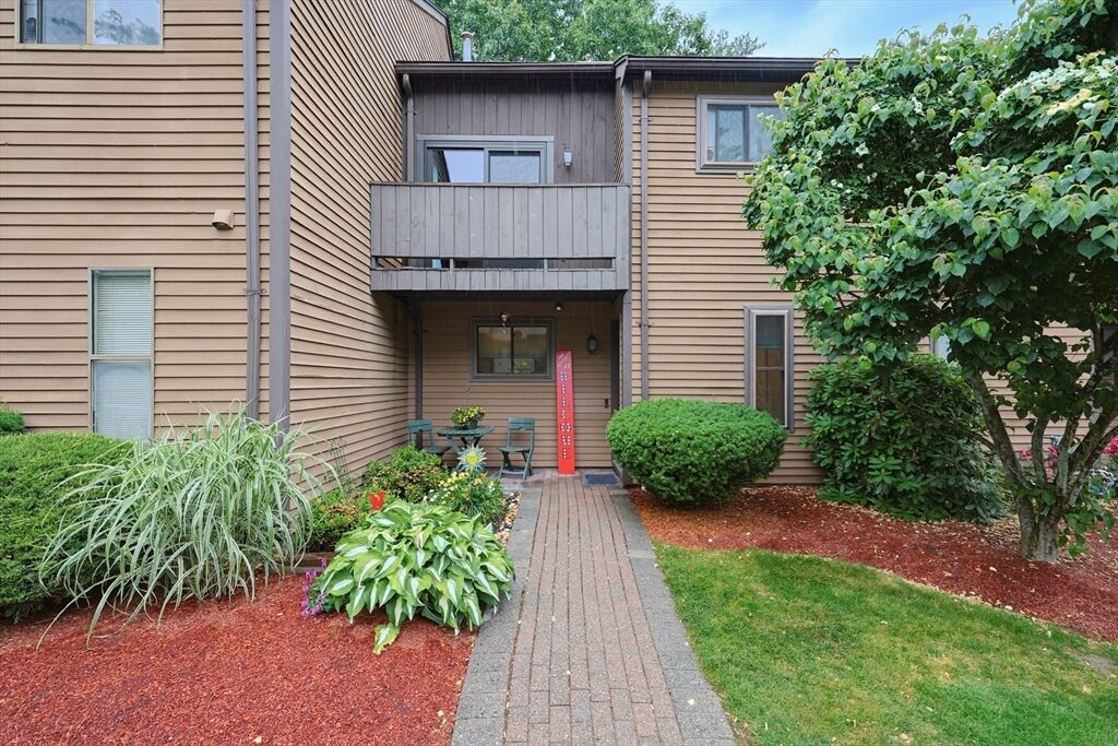 Property Photo:  28 Wilson Street 17  MA 01752 