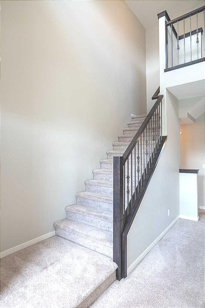 Property Photo:  124 Howse Avenue NE  AB T3P 0W1 