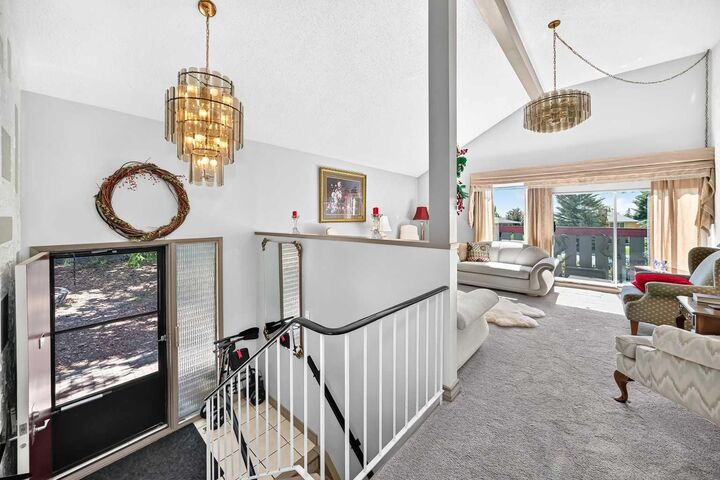 Property Photo:  310 Huntham Place NE  AB T2K 4G7 