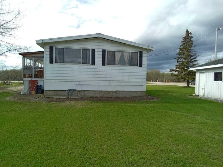 Property Photo:  12-1st Joussard N  AB T0G 1J0 