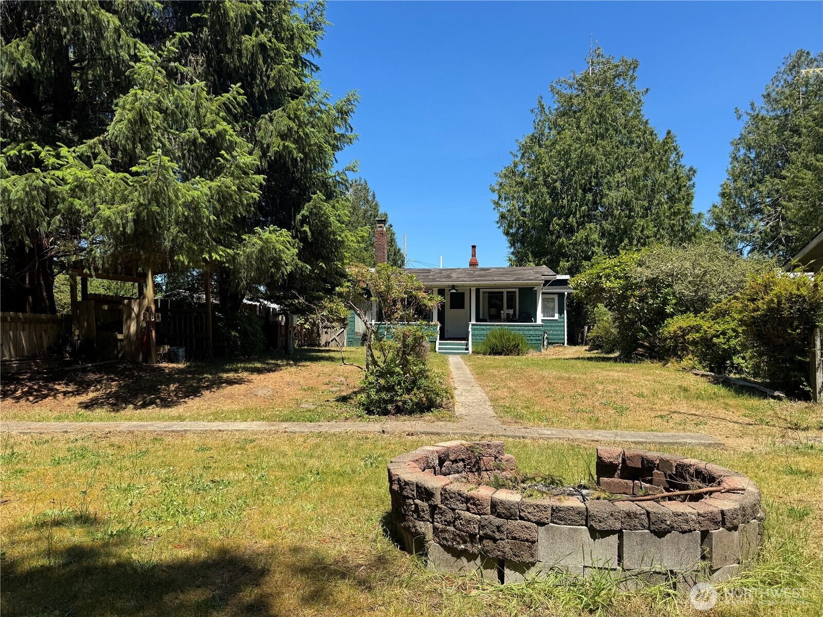 Property Photo:  4516  Alder Street  WA 98590 
